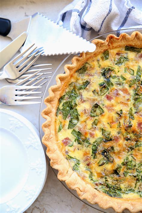 Easy Quiche Recipe - Real Life Dinner