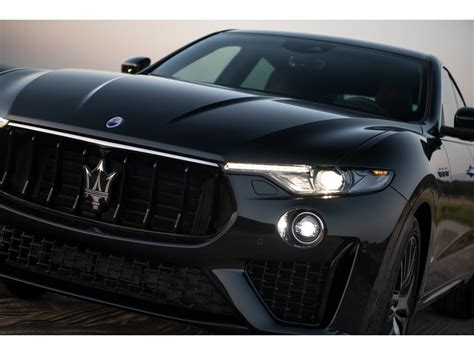 2023 Maserati Levante Pictures: | U.S. News