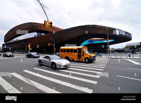 Barclays center new york hi-res stock photography and images - Alamy