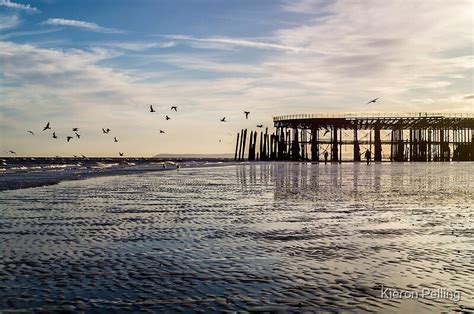 "Hastings Pier" by Kieron Pelling | Redbubble