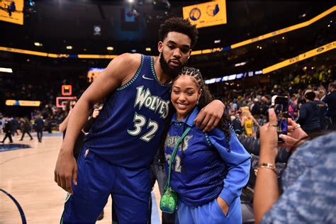 Karl-Anthony Towns' Girlfriend Jordyn Woods Helped Him Process His Mother's Death - FanBuzz