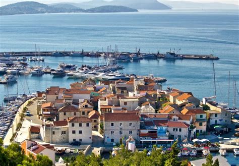 Discover the best things to do in Vodice during your sailing holiday