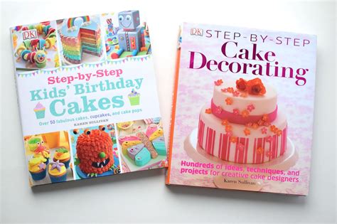 Woman in Real Life:The Art of the Everyday: Step-by-Step Cake Decorating (Book Review)