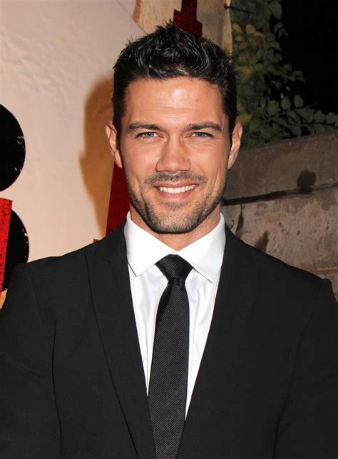 Ryan Paevey Hallmark Movies 2025 - Leia Robbie