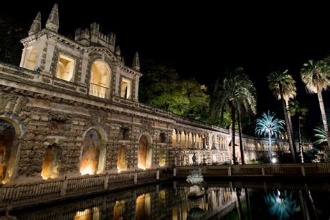 Night Events in the Gardens of Alcazar in Seville » Spain Life Exclusive