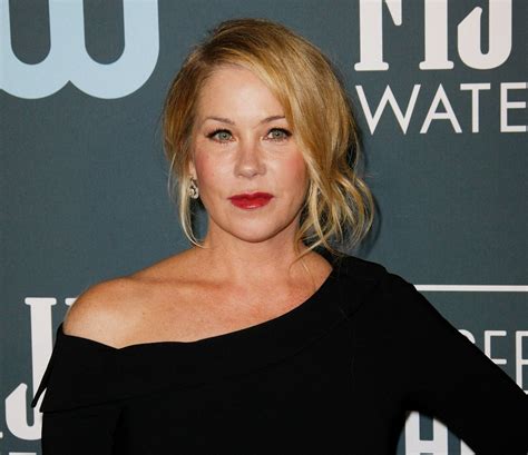 Christina Applegate – Critics’ Choice Awards 2020 • CelebMafia