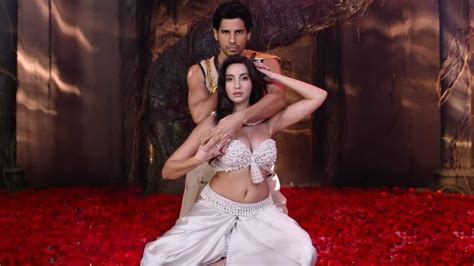 Thank God song Manike: Sidharth Malhotra and Nora Fatehi raise the ...