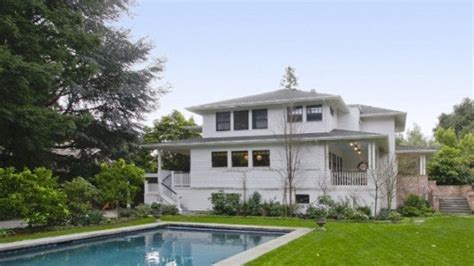 Celebrity Homes | Tour the California home of Mark Zuckerberg | Architectural Digest India