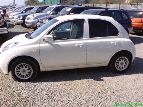 2002 Nissan March specs