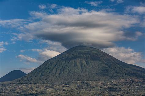 Virunga Lodge | Volcanoes | Rwanda | Expert Africa