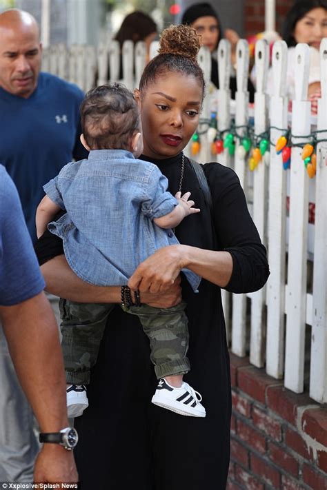 Beautiful photo of Janet Jackson and her adorable son Eissa as they stepped out for lunch - Mzurii