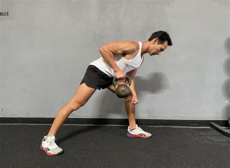 The #1 Supercharged Kettlebell Workout for a Smaller Waist, Trainer ...