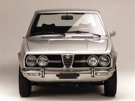 ALFA ROMEO Alfetta specs - 1972, 1973, 1974, 1975, 1976, 1977, 1978 ...