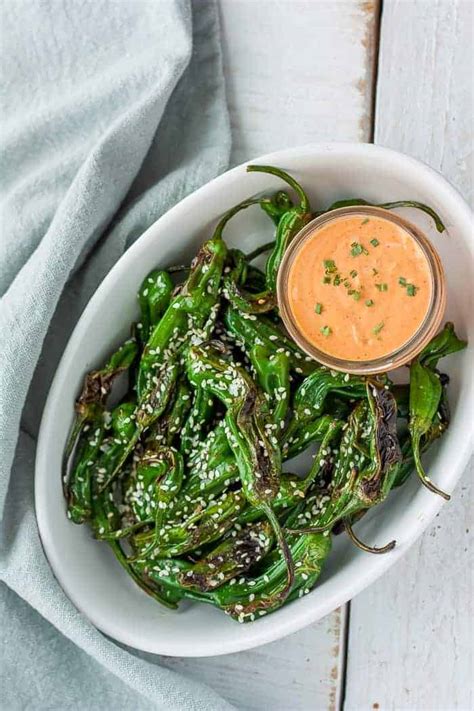 Blistered Shishito Peppers {Whole30, Paleo, Vegan} | Sustainable Cooks