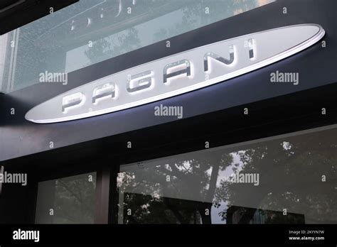 Update more than 149 pagani car logo super hot - camera.edu.vn