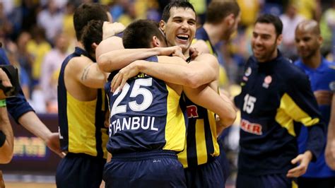 Fenerbahce is the first team to qualify to the Euroleague Final Four ...