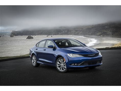 2015 Chrysler 200: 78 Exterior Photos | U.S. News