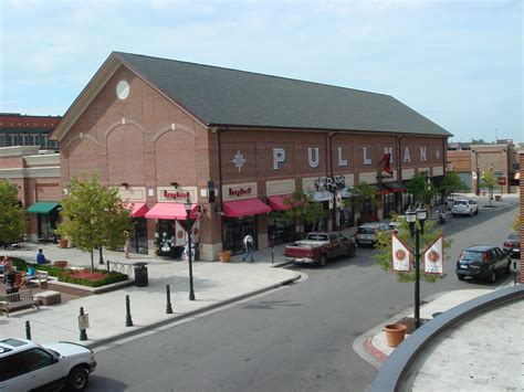 Pullman Square | Pullman Square in Huntington, WV. | Sarah Cooper | Flickr