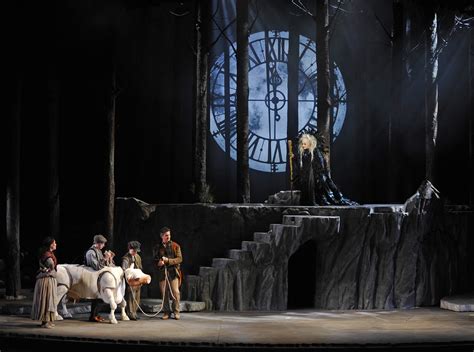 Into the Woods – Theatre du Chatelet, Paris – Review