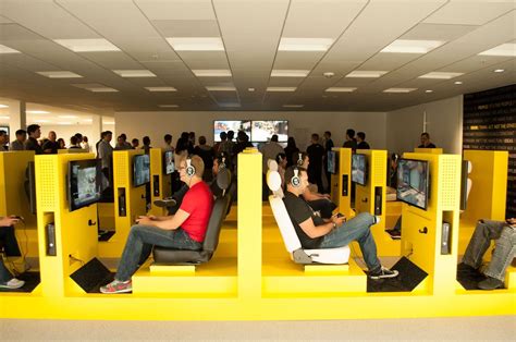 Gaming Lounge, Gaming Room Setup, Gaming Center, Basement Games, Cyber Cafe, Game Cafe, Hangout ...