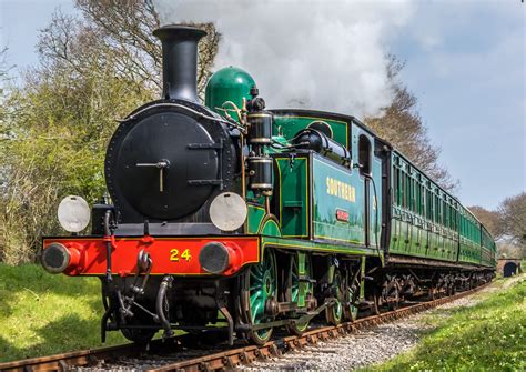 Isle of Wight Steam Railway – Explore the Isle of Wight