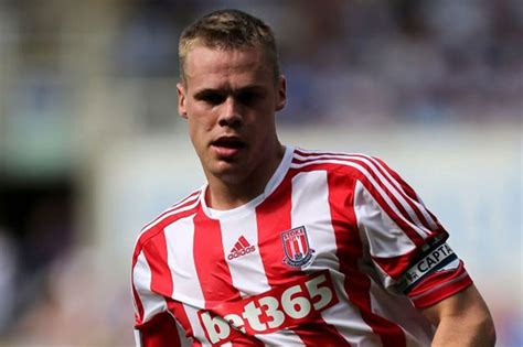 Ryan Shawcross 'deserves respect' | London Evening Standard | Evening Standard