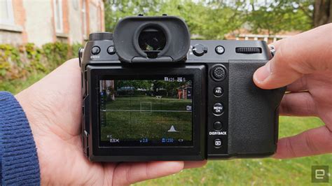 Fujifilm GFX 100S Review: Medium format power in a smaller body