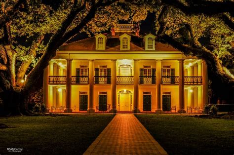 Is Oak Alley Plantation the Most Haunted Place In Louisiana?