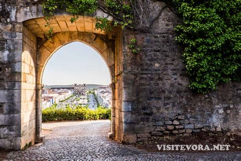 Tour Alentejo Castles, Portugal - Visit Évora