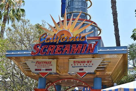 Travel: Top 5 Best Rides at Disneyland & California Adventure – LINDA HOANG | EDMONTON BLOGGER