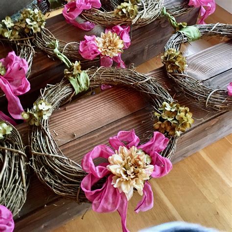 twig wreaths | Twig wreath, Auction fundraiser, School fundraisers