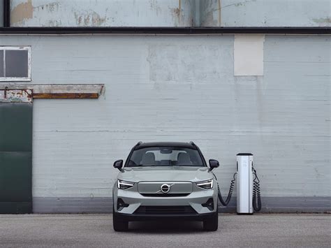 Make way for the Volvo XC40 Recharge