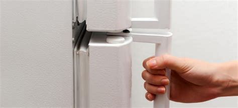 How to Replace a Refrigerator Seal | DoItYourself.com