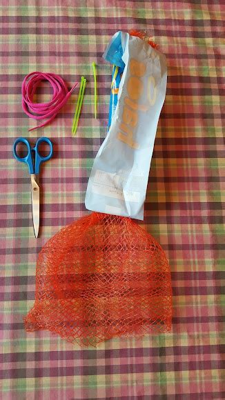 Ben's Journal: The Lazy Upcycler: Quick and Easy Mesh Bags