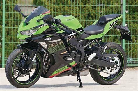 Resmi, Kawasaki Luncurkan Ninja ZX25R 2021, Ini Daftar Harganya ! » BMSPEED7.COM