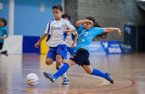 QUÉ ES EL FÚTBOL SALA: Reglas, Pases, Recepción, y más