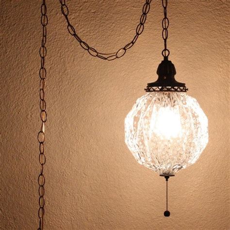 Plug In Ceiling Lights - 6 Lighting Ideas For Rooms Without Ceiling Lights ... : Led in ceiling ...