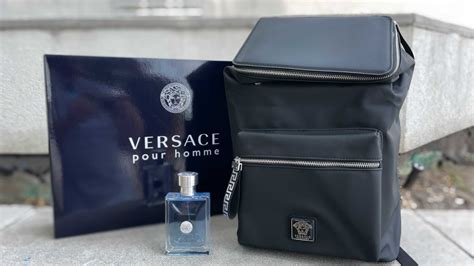 MACY'S - VERSACE FRAGRANCE + BACKPACK GIFT SETS STARTING AT $88! - The Freebie Guy® ️️️