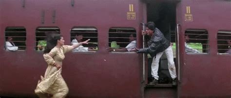 Kajol Just Revealed What Really Went Behind The Iconic Train Scene in DDLJ