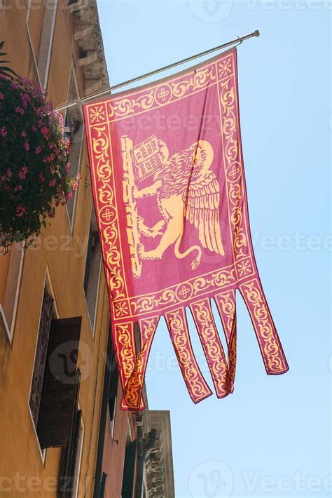 flag of republic of venice 11691600 Stock Photo at Vecteezy