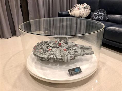 Display ideas for LEGO 75192 - UCS Millennium Falcon | Candidbricks ...