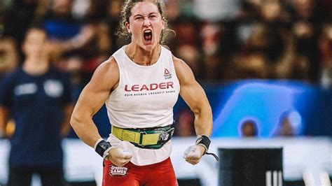 Tia Clair Toomey Before CrossFit (and 7 of her Abs Workouts to Bulletproof your Core) | BOXROX