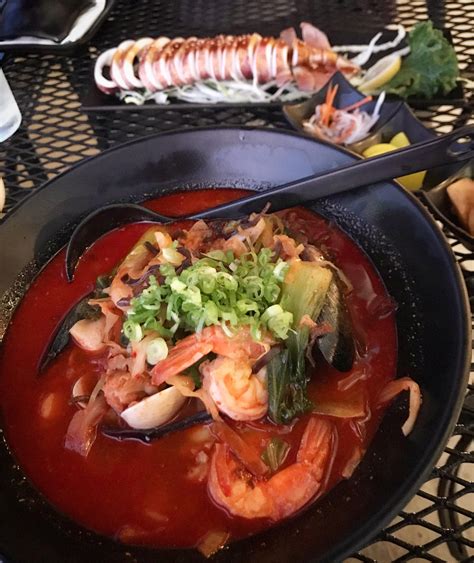 [I ate] Spicy seafood ramen : r/spicy