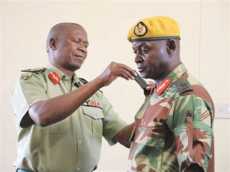 Anselem Sanyatwe named new Commander of Zimbabwe Army - RosGwen24 News