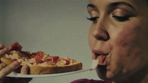 This AI-generated pizza commercial is delicious and…