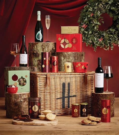 These are the best luxury hampers to open this Christmas | Gentleman's ...