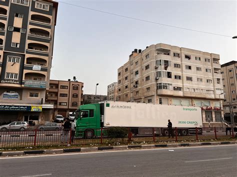 Palestine Red Crescent: 100 Aid Trucks Entered Northern Gaza - PHOTOS - Palestine Chronicle