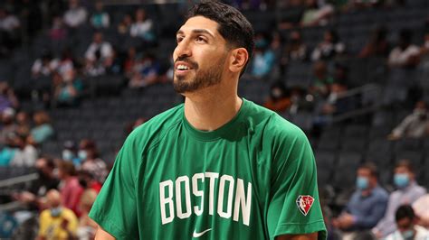 Enes Kanter to change last name to Freedom after becoming U.S. citizen on Monday | NBA.com