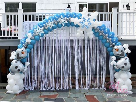 Disney Frozen themed balloon decor featuring Olaf and his snowgies, great for kids themed party ...