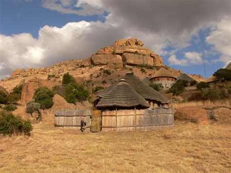 south-africa-traditional-village.jpg | Africa, Village, Vernacular ...